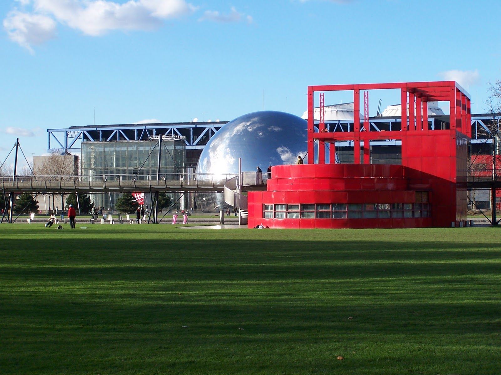 imagedemisenavant-LaVillette